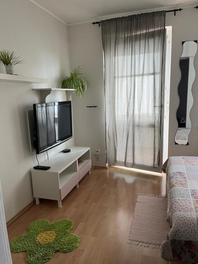 Terrace Apartment S 1 Spalnou Sofia-Parking & Wifi Bratislava Exterior foto