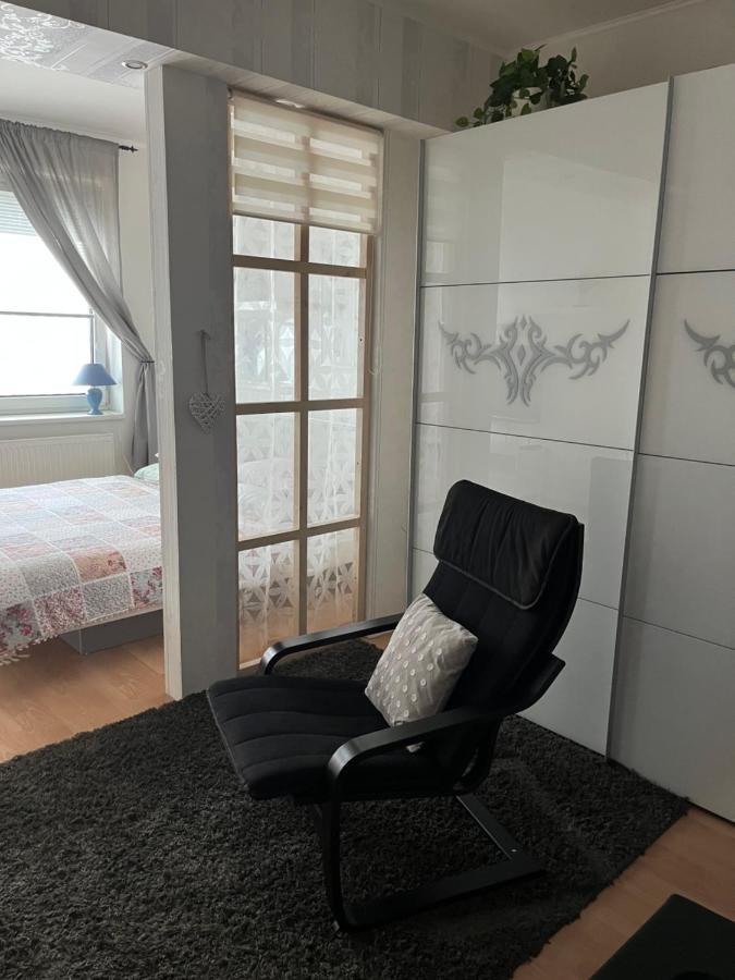 Terrace Apartment S 1 Spalnou Sofia-Parking & Wifi Bratislava Exterior foto