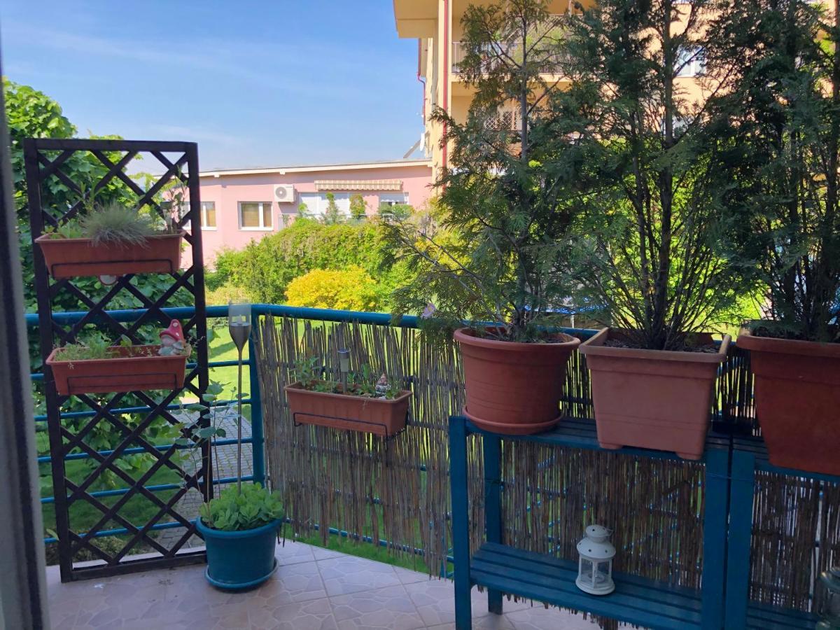 Terrace Apartment S 1 Spalnou Sofia-Parking & Wifi Bratislava Exterior foto